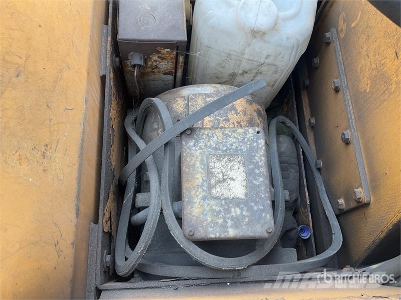 Liebherr A914 Wheel Material Handler Gradbeništvo - drugo
