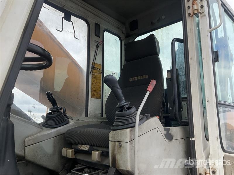 Liebherr A914 Wheel Material Handler Gradbeništvo - drugo