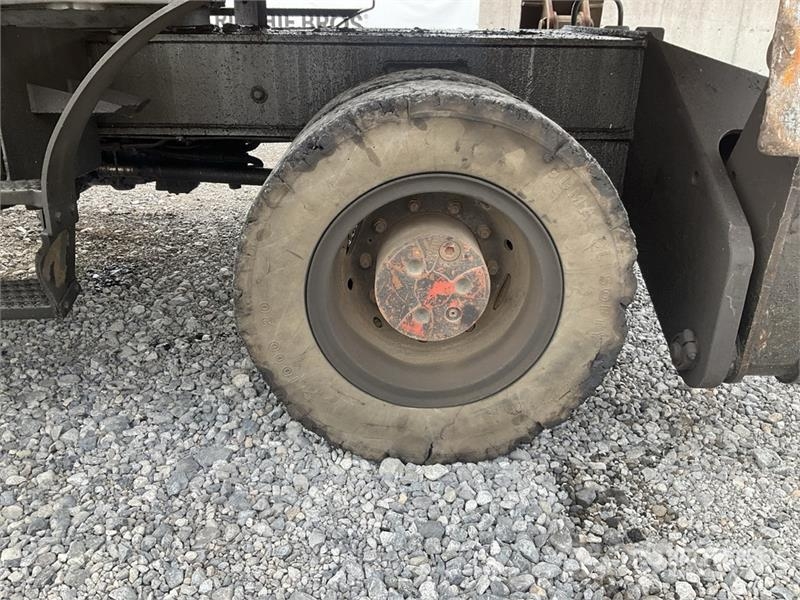 Liebherr A914 Wheel Material Handler Gradbeništvo - drugo