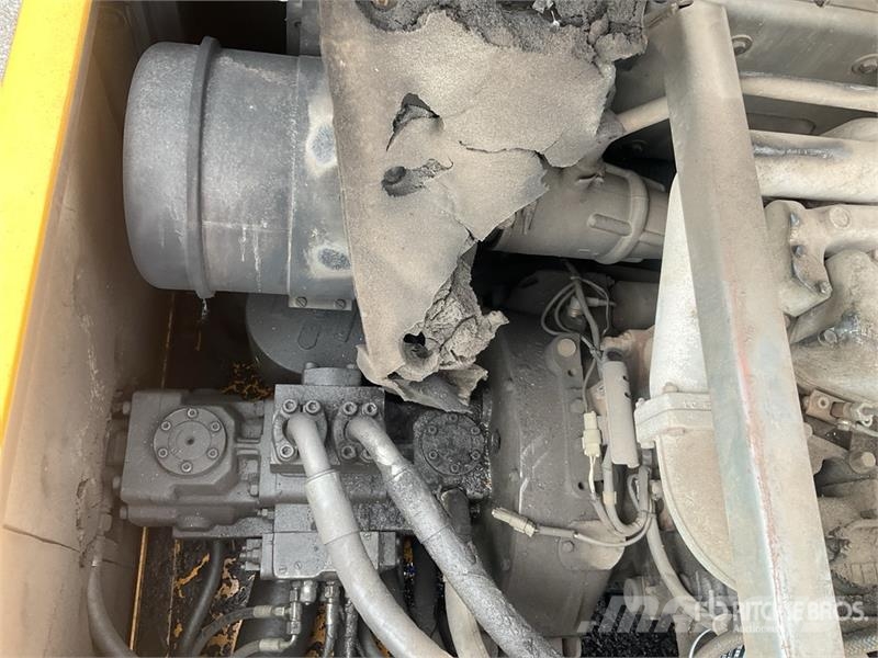 Liebherr A914 Wheel Material Handler Gradbeništvo - drugo