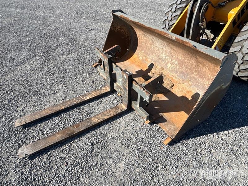 Liebherr L506C Wheel Loader 轮式装载机
