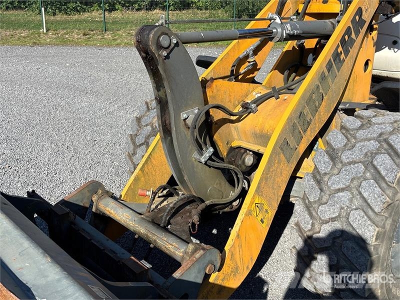 Liebherr L506C Wheel Loader Kolesni nakladalci