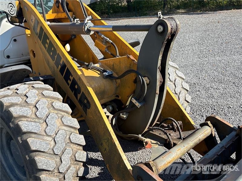 Liebherr L506C Wheel Loader Kolesni nakladalci