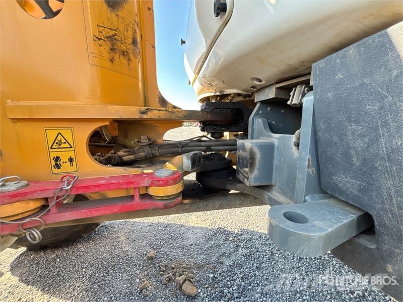 Liebherr L506C Wheel Loader 轮式装载机