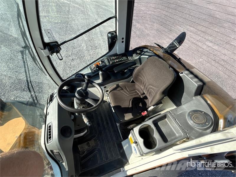Liebherr L506C Wheel Loader 轮式装载机