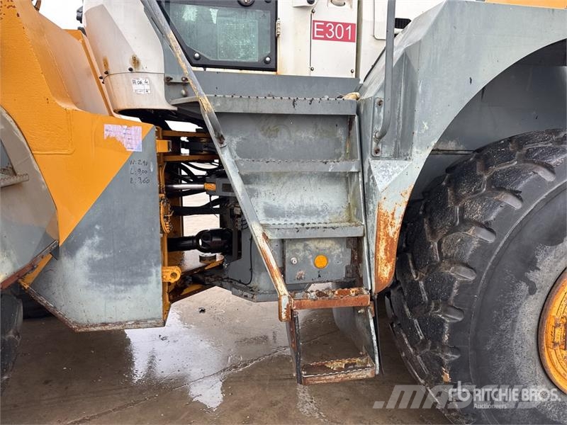 Liebherr L564 Chargeuse Sur Pneus Wheel Loader Kolesové nakladače