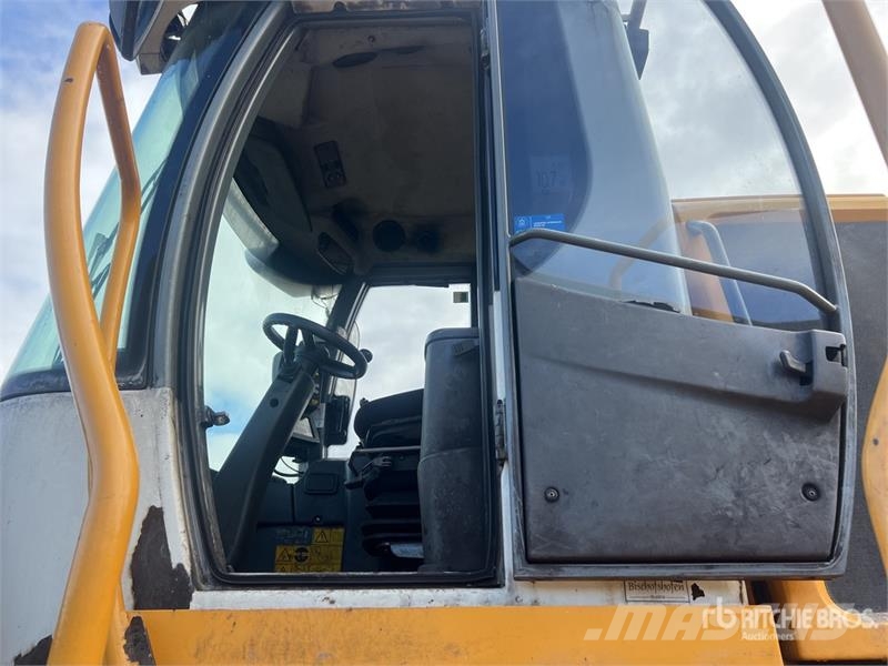 Liebherr L586 Chargeuse Sur Pneus Wheel Loader لوادر بعجل