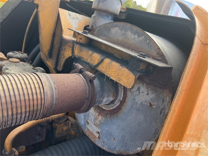 Liebherr L586 Chargeuse Sur Pneus Wheel Loader لوادر بعجل