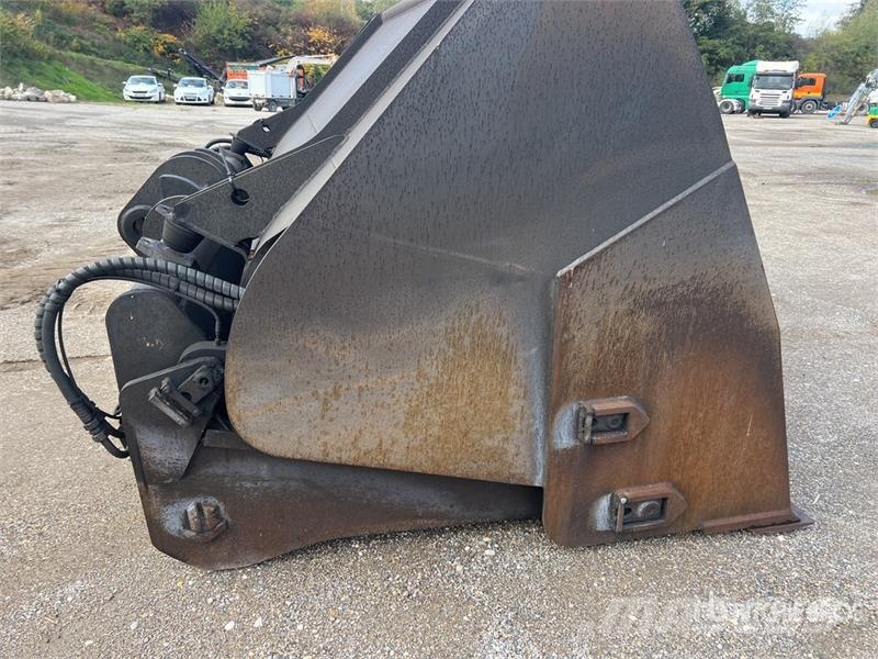 Liebherr L586 Chargeuse Sur Pneus Wheel Loader لوادر بعجل