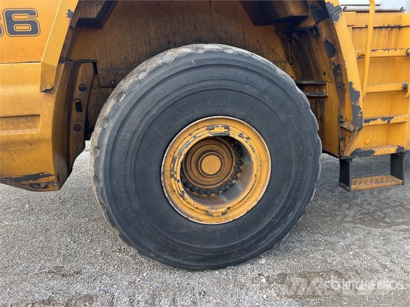 Liebherr L586 Chargeuse Sur Pneus Wheel Loader لوادر بعجل