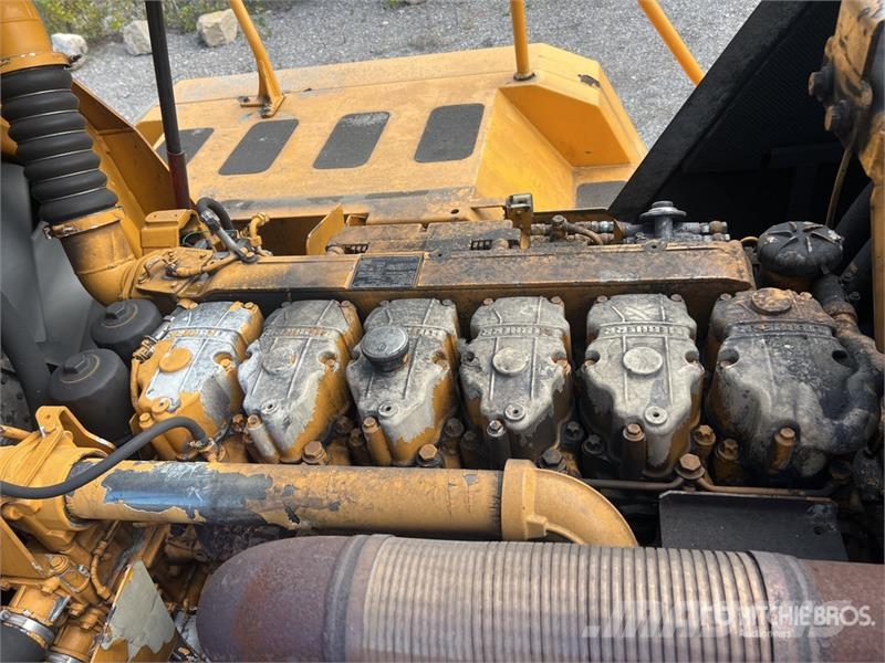 Liebherr L586 Chargeuse Sur Pneus Wheel Loader لوادر بعجل