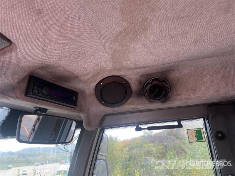 Liebherr L586 Chargeuse Sur Pneus Wheel Loader لوادر بعجل