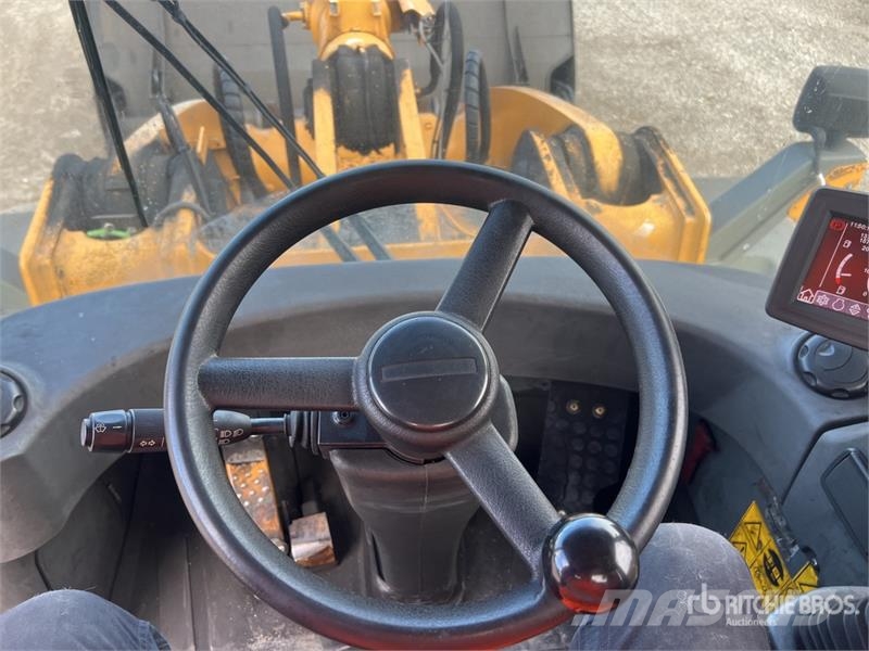 Liebherr L586 Chargeuse Sur Pneus Wheel Loader لوادر بعجل