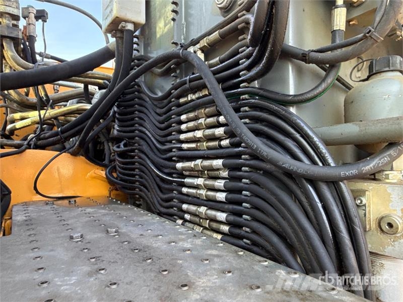 Liebherr R317 Litronic Tracked Excavator Beltegraver