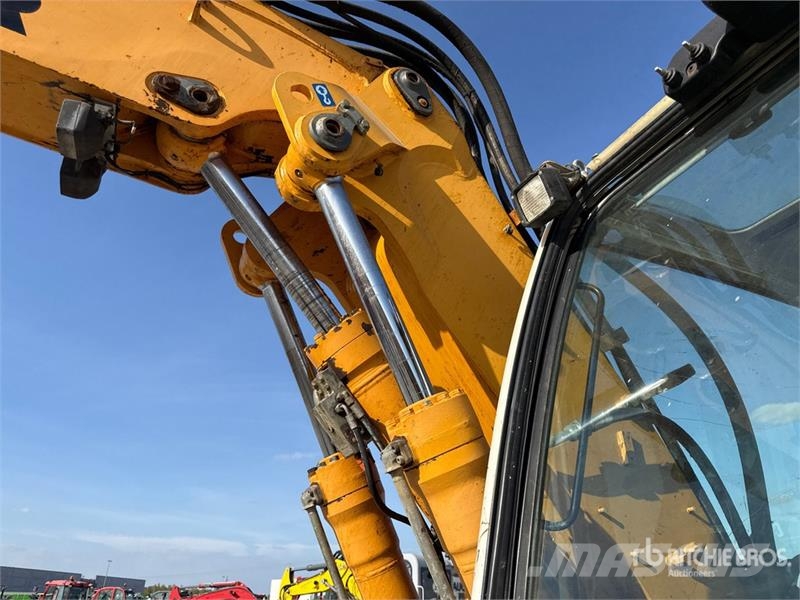 Liebherr R317 Litronic Tracked Excavator Beltegraver