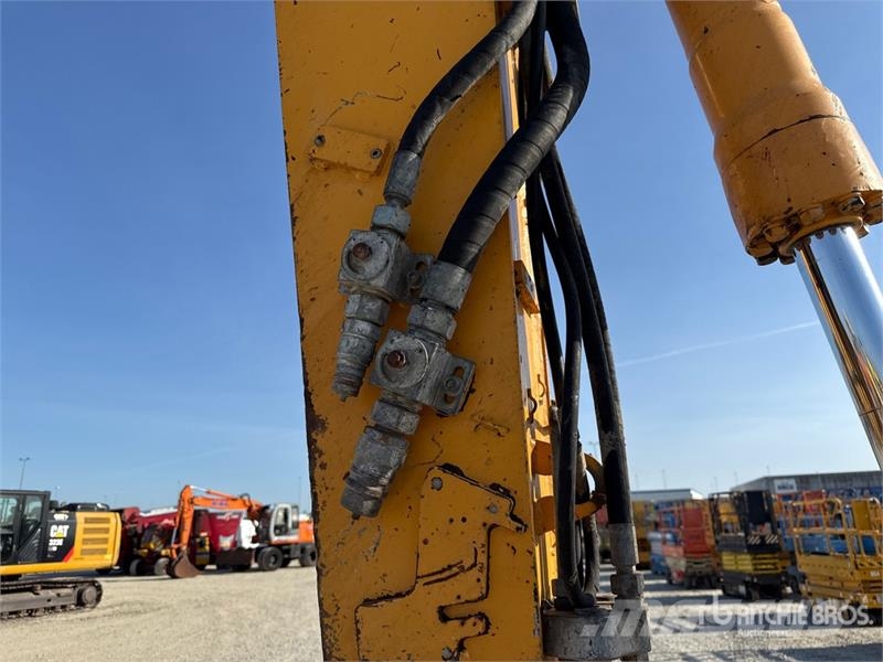 Liebherr R317 Litronic Tracked Excavator Beltegraver