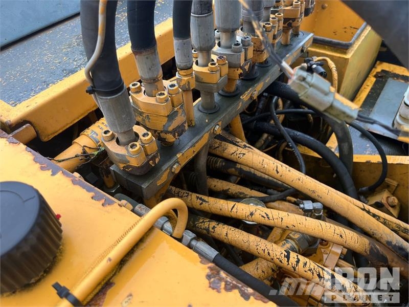 Liebherr R904 HDSL Tracked Excavator Bageri guseničari