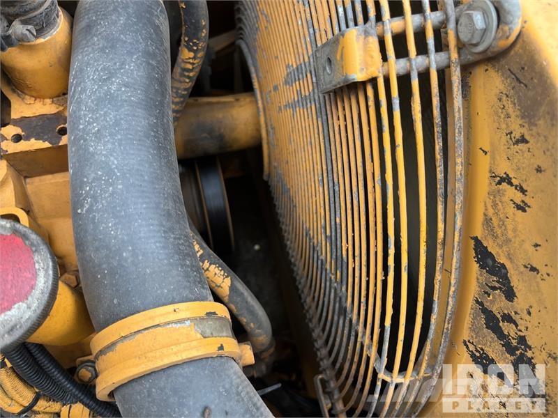 Liebherr R904 HDSL Tracked Excavator Bageri guseničari