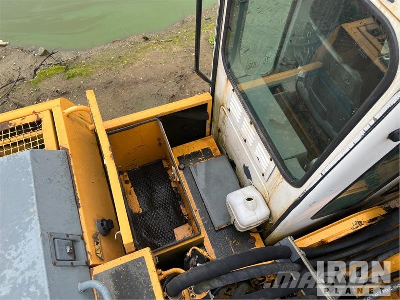 Liebherr R904 HDSL Tracked Excavator Bageri guseničari