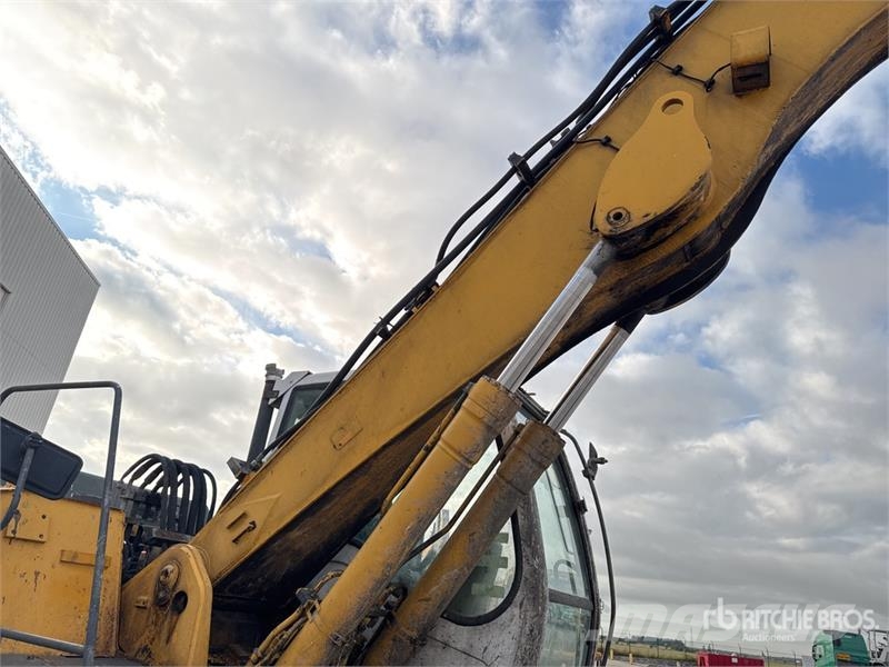 Liebherr R904CHDSL Long Reach Pelle Sur Chenilles Tracked E Гусеничні екскаватори