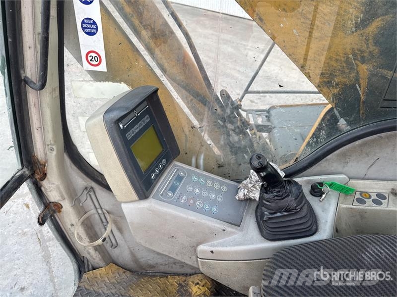 Liebherr R904CHDSL Long Reach Pelle Sur Chenilles Tracked E Гусеничні екскаватори