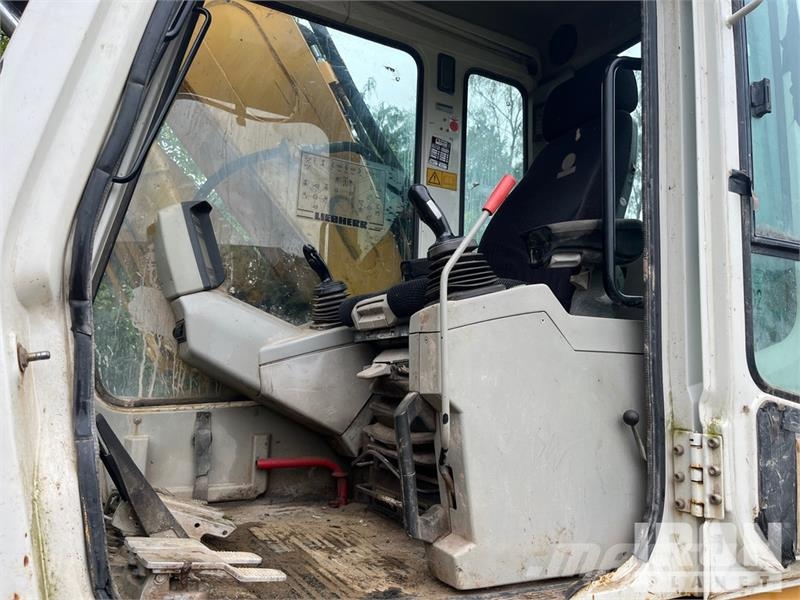Liebherr R904HDSL Tracked Excavator Rupsgraafmachines