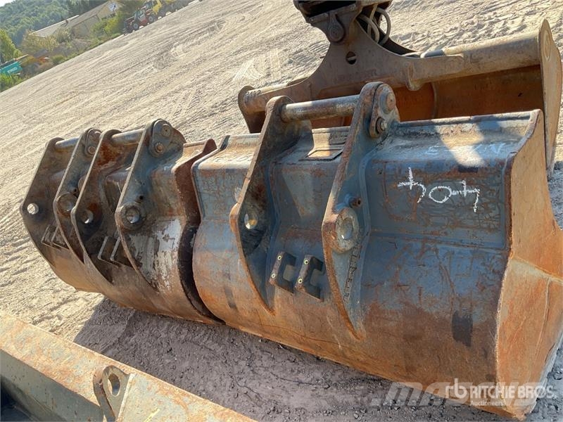 Liebherr R914 Compact Pelle Sur Chenilles Tracked Excavator Bagri goseničarji