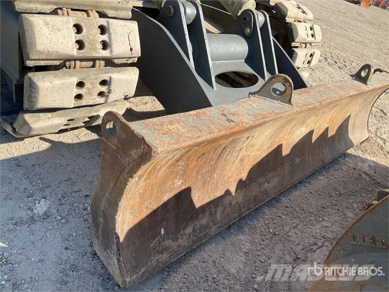 Liebherr R914 Compact Pelle Sur Chenilles Tracked Excavator Bagri goseničarji
