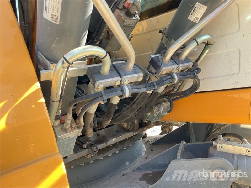 Liebherr R914 Compact Pelle Sur Chenilles Tracked Excavator Bagri goseničarji