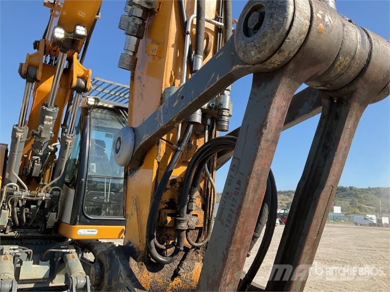 Liebherr R914 Compact Pelle Sur Chenilles Tracked Excavator Bagri goseničarji