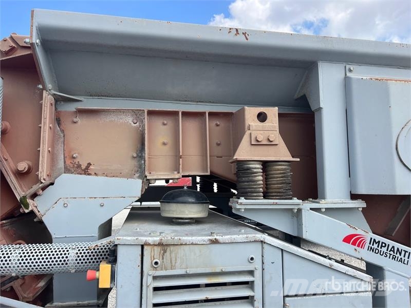 Liedlbauer Bullcon 2001 Crushing Plant Waste / recycling & quarry spare parts
