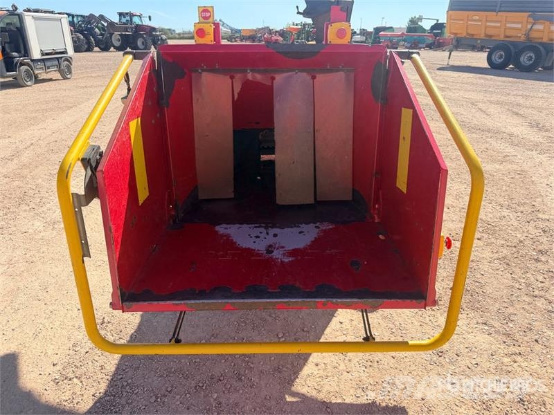 Linddana A/S TP175 Mobile S/A Broyeur A Vegetaux W Wood chippers