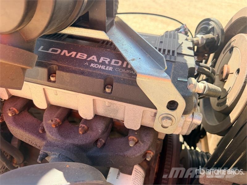 Linddana A/S TP175 Mobile S/A Broyeur A Vegetaux W Wood chippers