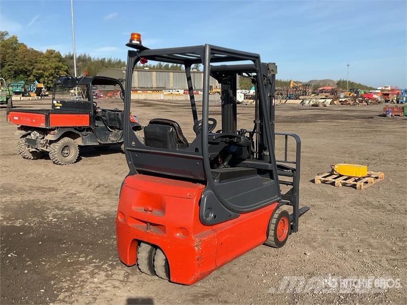 Linde E14-02 1400 kg Forklift Forklift trucks - others