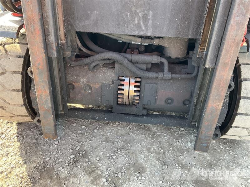 Linde E14-02 1400 kg Forklift Forklift trucks - others