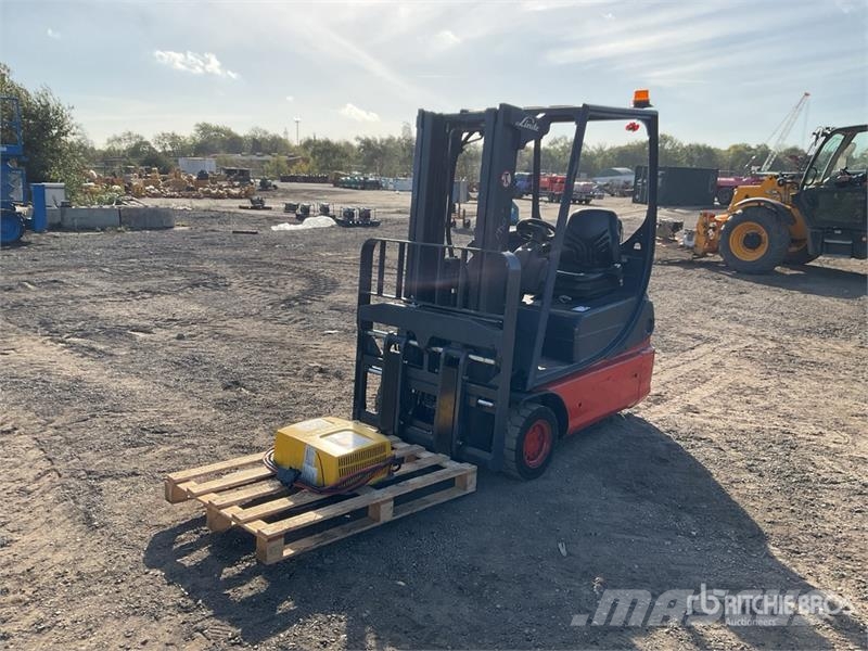 Linde E14-02 1400 kg Forklift Forklift trucks - others