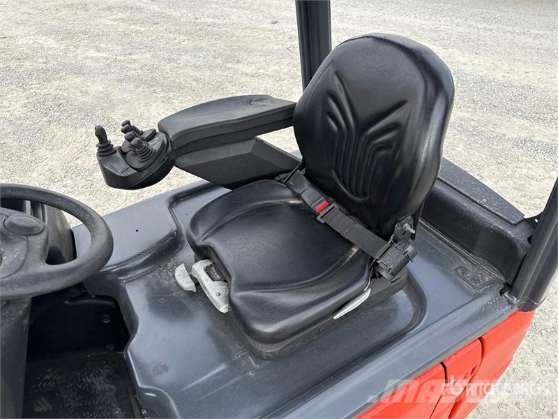 Linde E16-01 1600 kg Electric Forklift Električni viličarji