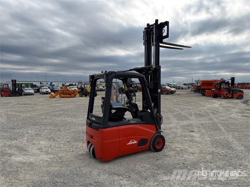 Linde E16-01 1600 kg Electric Forklift Električni viličarji
