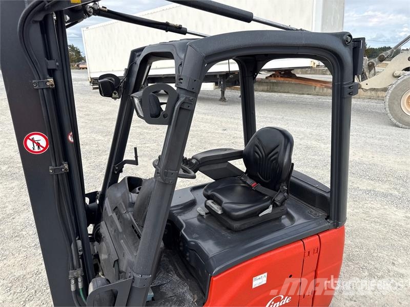 Linde E16-01 1600 kg Electric Forklift Električni viličarji