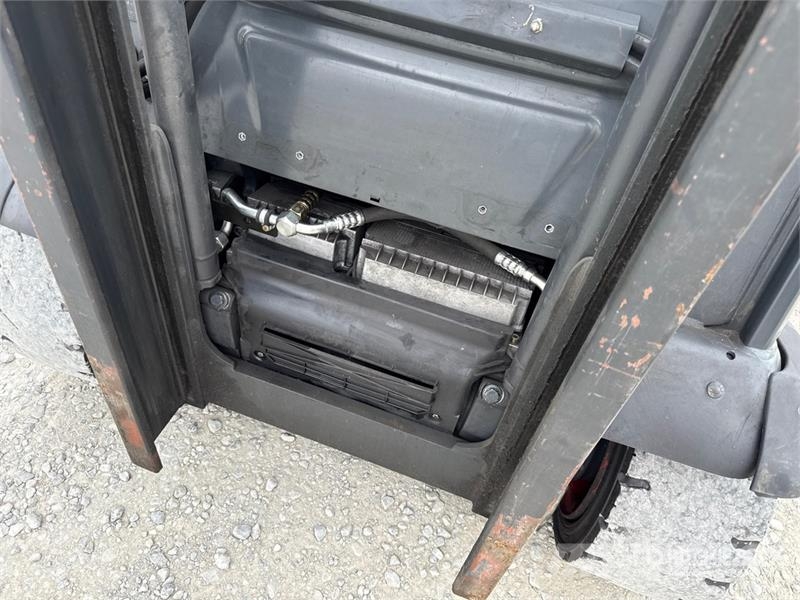 Linde E18-01 Electric Forklift Električni viličarji