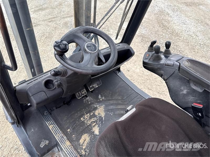 Linde H20D-02 2000 kg Forklift Вилични кари-повдигачи - други