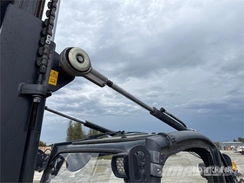 Linde H20D-02 2000 kg Forklift Вилични кари-повдигачи - други