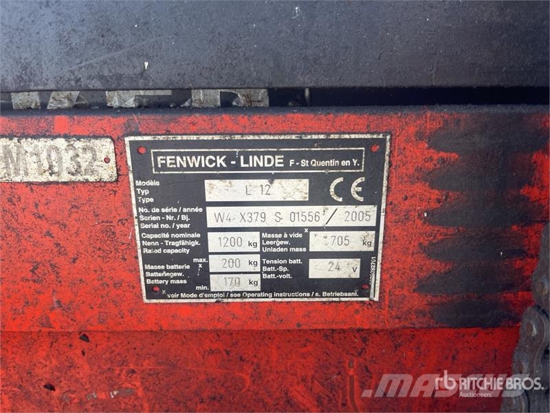 Linde L12 1200 kg Electric Stacker Stablere