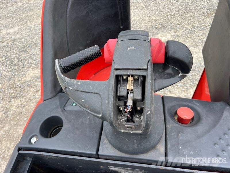 Linde T20 Pallet Jack (Inoperable) Ročni paletnik