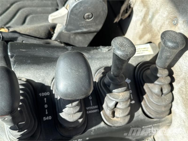 Lindner Unitrac 102 4x4x4 Tracteur Utilitaire 4x4x4 Utilit Pickup/planbiler