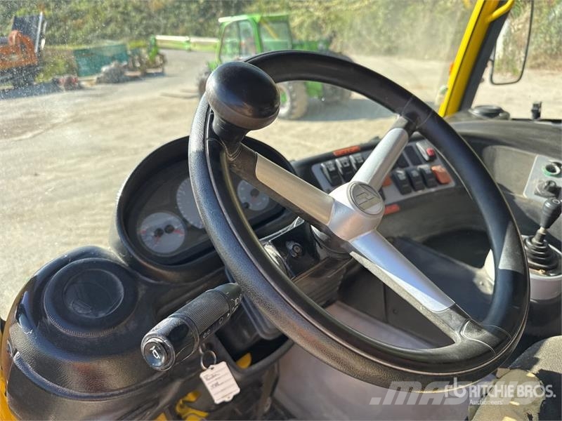 Lindner Unitrac 102 4x4x4 Tracteur Utilitaire 4x4x4 Utilit Pickup/planbiler
