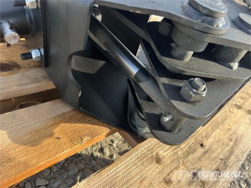 Log Grapple خطاطيف