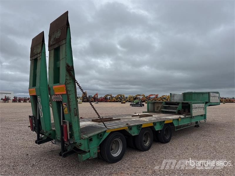 Louault SR3CA540 Tri/A Semi-Remorque Porte-Engins 3 Essieu Zemie treileri