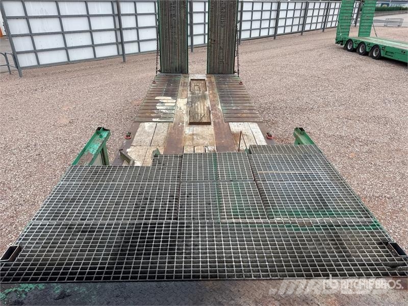 Louault SR3CA540 Tri/A Semi-Remorque Porte-Engins 3 Essieu Zemie treileri