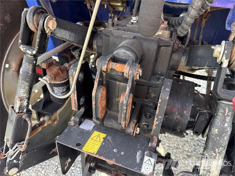 Lovol TB504R 4WD Tractor Trattori
